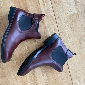 Womens Ecco Chelsea ankle boots size 38